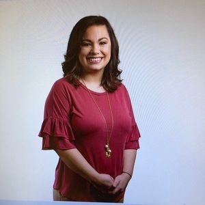 Meet your Posher, Hali